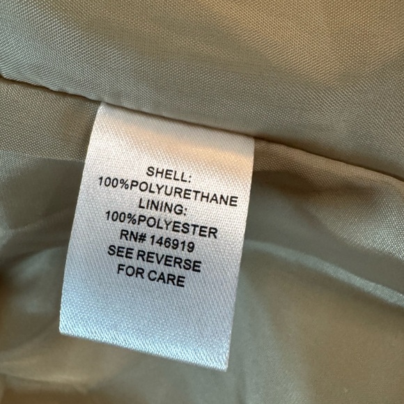 Jaclyn Smith Faux Metallic Gold Women’s Jacket - Picture 7 of 8